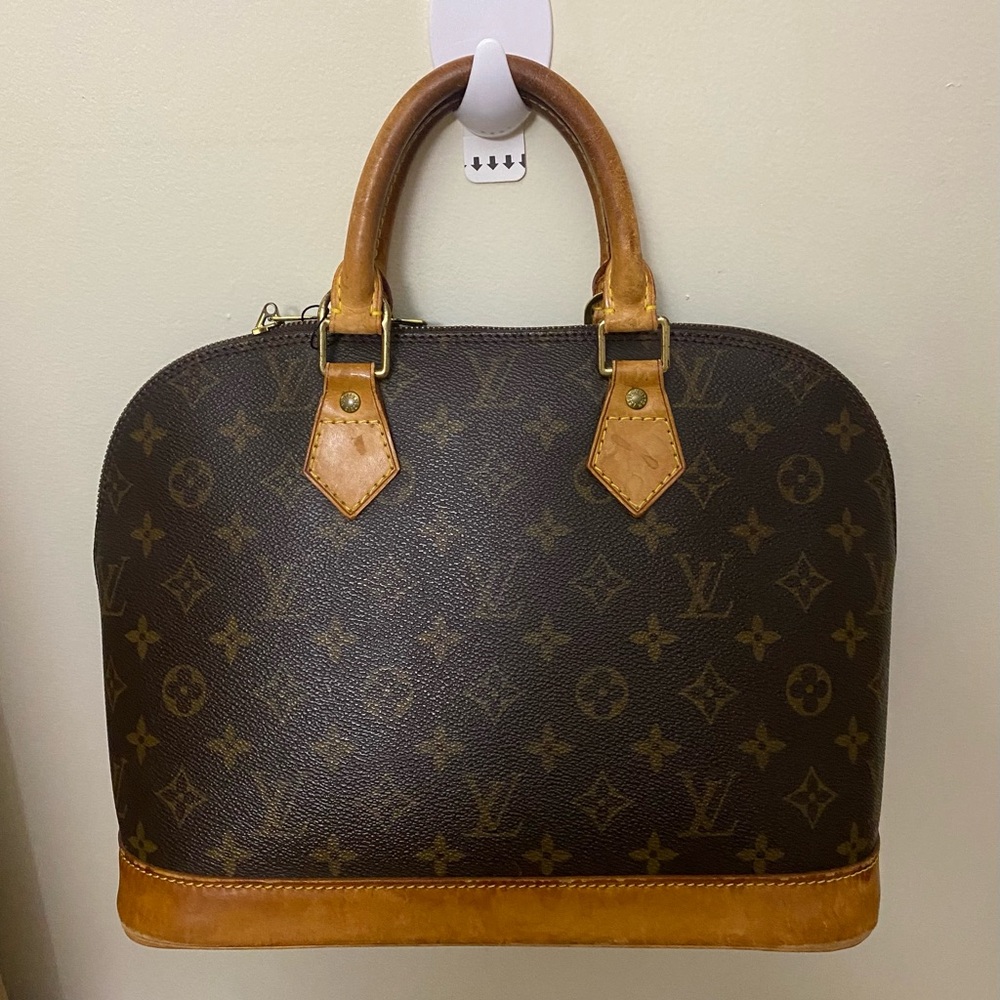 Louis Vuitton Alma h-bag This price is a limited-time offer and will expire soon